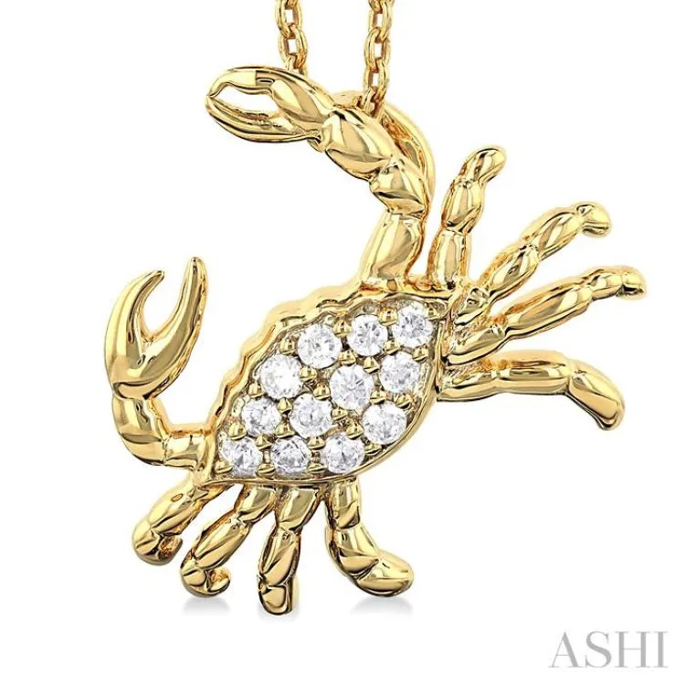 1/10 ctw Petite Crab Round Cut Diamond Fashion Pendant With Chain in 10K Yellow Gold