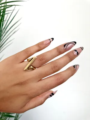 Brass Zigzag Ring - A Trendy and Edgy Accessory