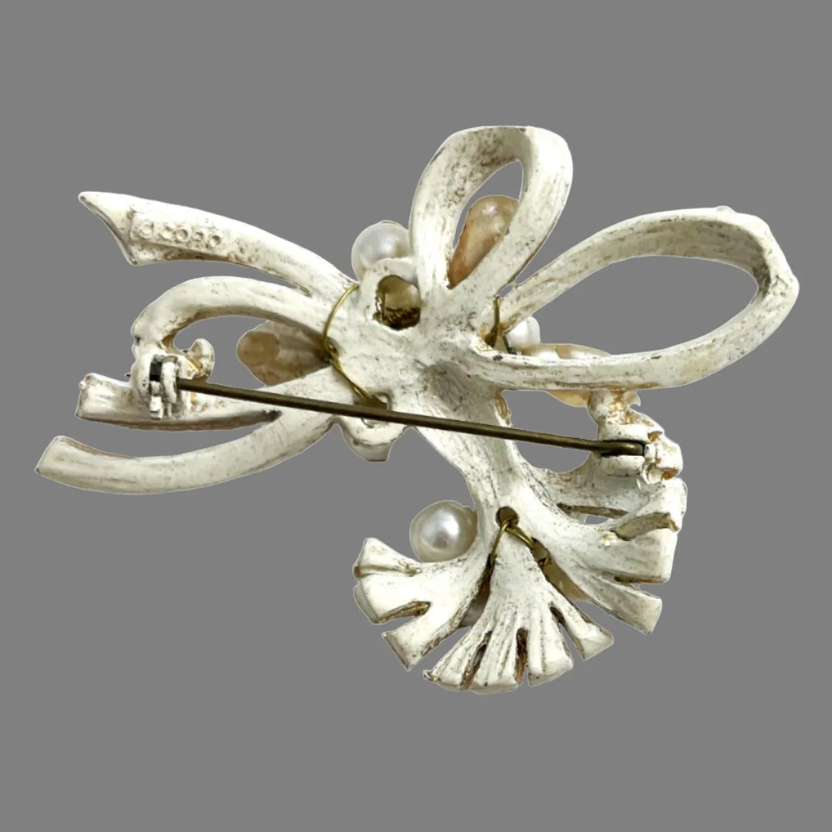 Coro White Enamel & Pearl Floral Brooch