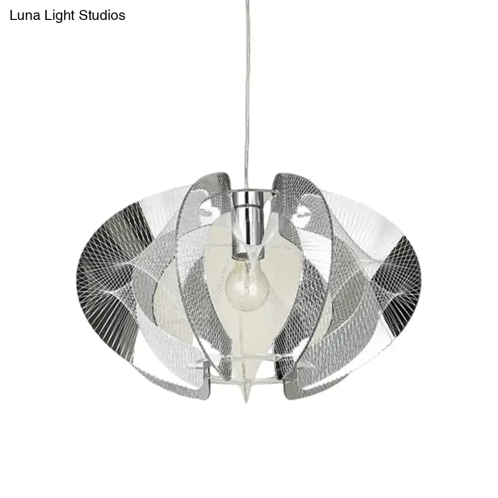 Modern Chrome Pendant Light: Elegant Curve Acrylic Shade with Hanging Lamp - Ideal for Restaurants