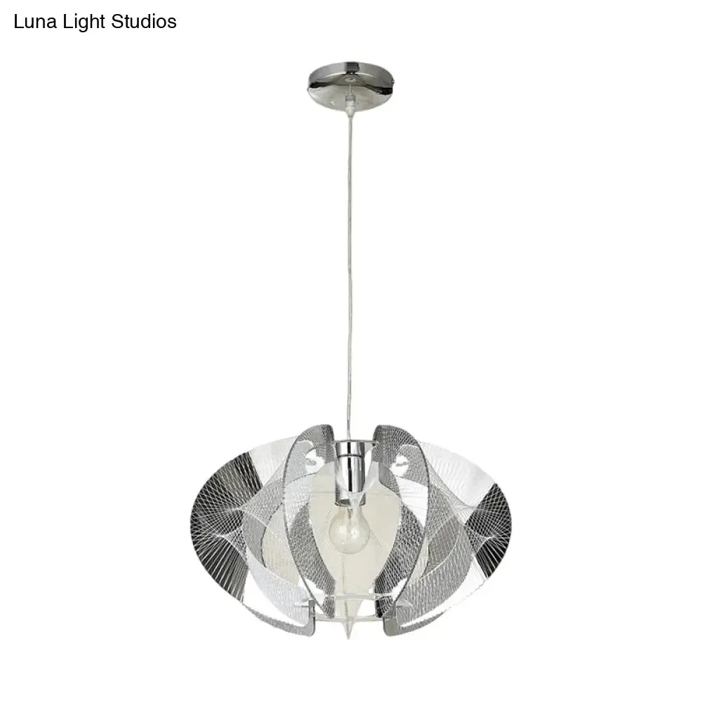 Modern Chrome Pendant Light: Elegant Curve Acrylic Shade with Hanging Lamp - Ideal for Restaurants